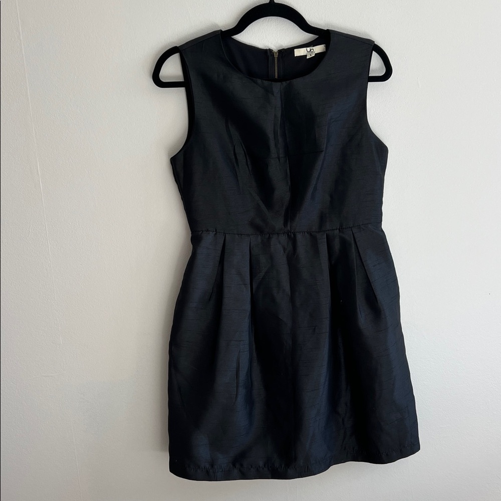 Ya Los Angeles Elegant Black Mini Dress